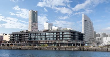 横浜の海に佇むラグジュアリーホテル。ここがあなたの新たな職場です。